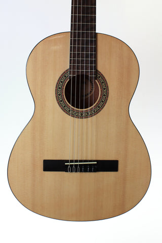 Sunlite GCN-1600G, Classical Guitar with gig bag.